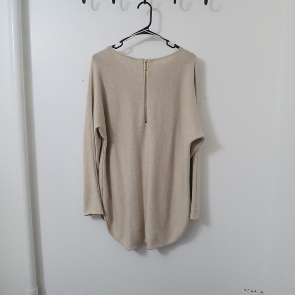 Michael Kors Size XL Oatmeal Tan Tunic Slouchy Sweater Back Zip Loungewear - Picture 6 of 8